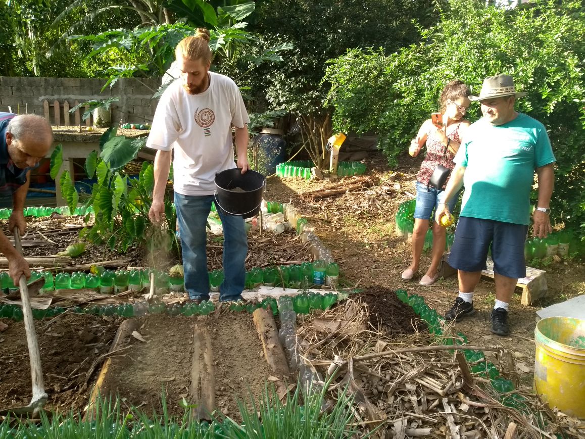 Fibria leva práticas sustentáveis para os quintais do distrito de São Silvestre