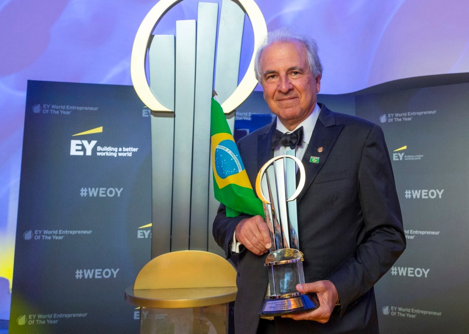 Presidente do Conselho de Administração da MRV Engenharia é eleito empreendedor do ano no World Entrepreneur of the Year, em Mônaco