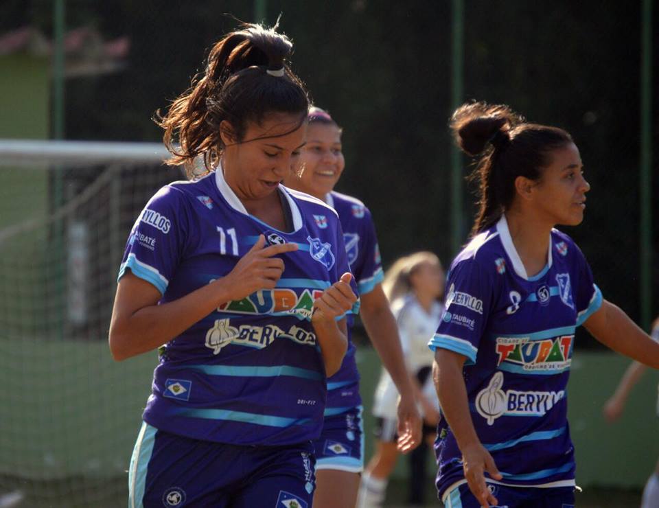 Garotas do futebol vencem a Ponte Preta fora de casa