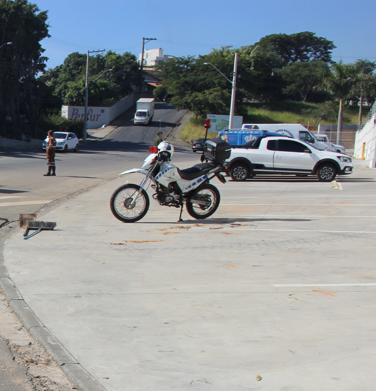 Trechos do centro de Taubaté e do Barreiro funcionam com meia-pista para obras