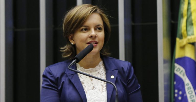 Pollyana Gama e Lúcia França, primeira dama do Estado,  promovem encontro para falar de políticas públicas para o Vale do Paraíba