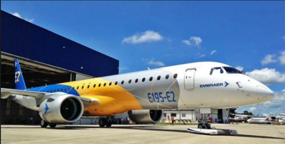 Embraer e Azul assinam pool de serviços para nova frota de jatos E195-E2