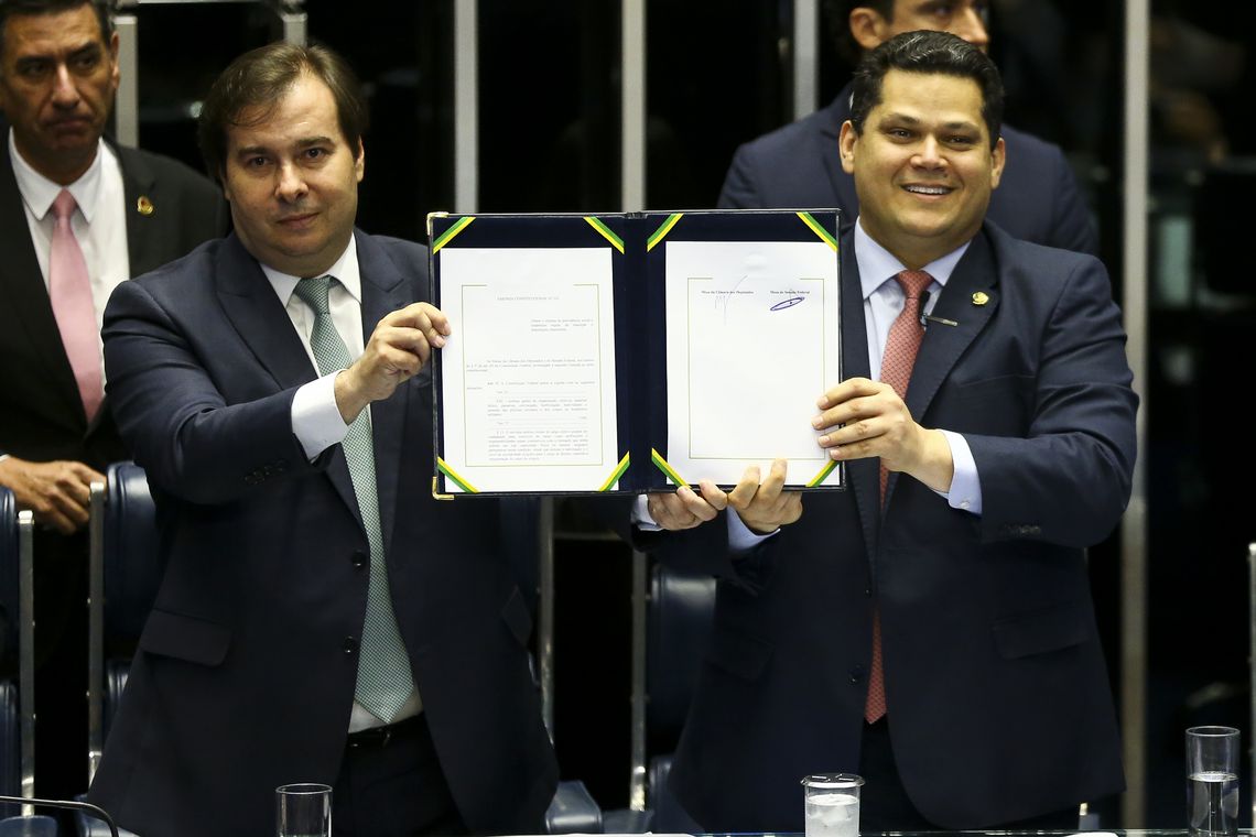 Reforma da Previdência é promulgada pelo Congresso