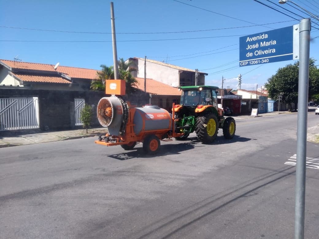 Taubaté reforça desinfecção de vias públicas