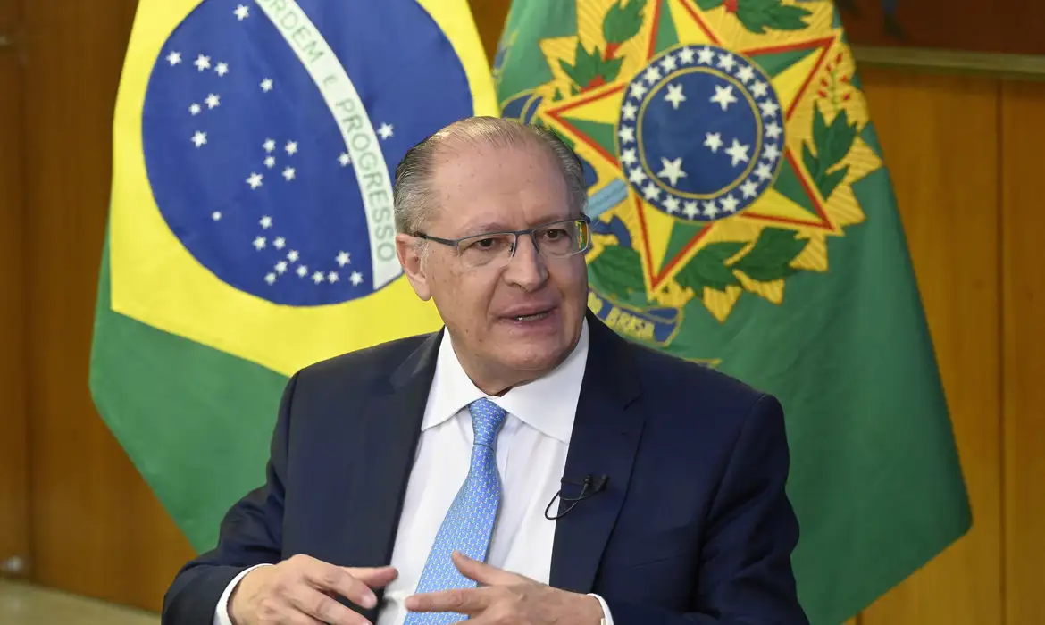 Alckmin sobre horário de verão: ‘Eu defendo, mas precisa verificar o quanto ajuda’